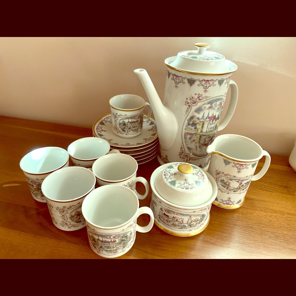 Great Gift!  Six Person Espresso Coffee Set